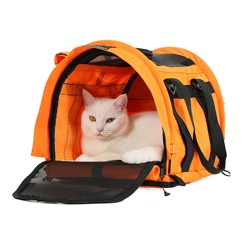 Does the cat bag's crossbody strap reduce pressure?